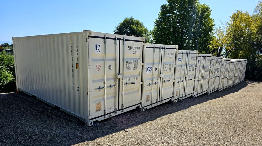 Parc de containers Plan les Bo&icirc;tes &agrave; Confignon